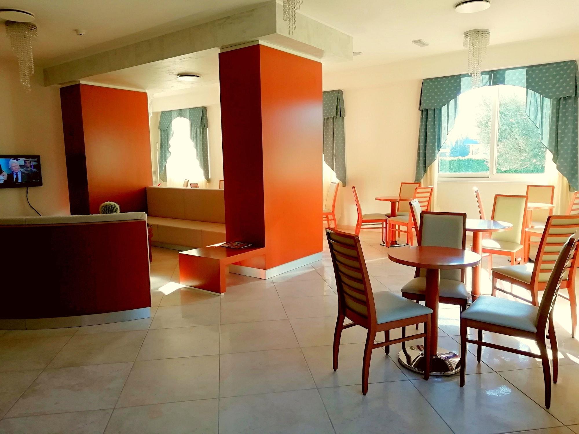 Hotel Concorde Sant'Egidio alla Vibrata ภายนอก รูปภาพ