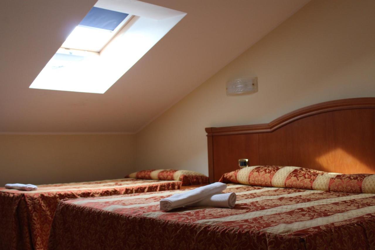 Hotel Concorde Sant'Egidio alla Vibrata ภายนอก รูปภาพ