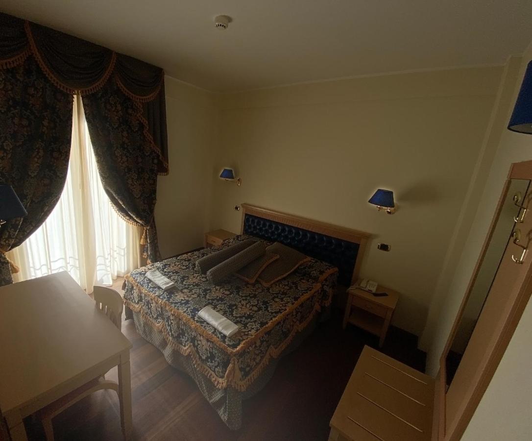 Hotel Concorde Sant'Egidio alla Vibrata ภายนอก รูปภาพ