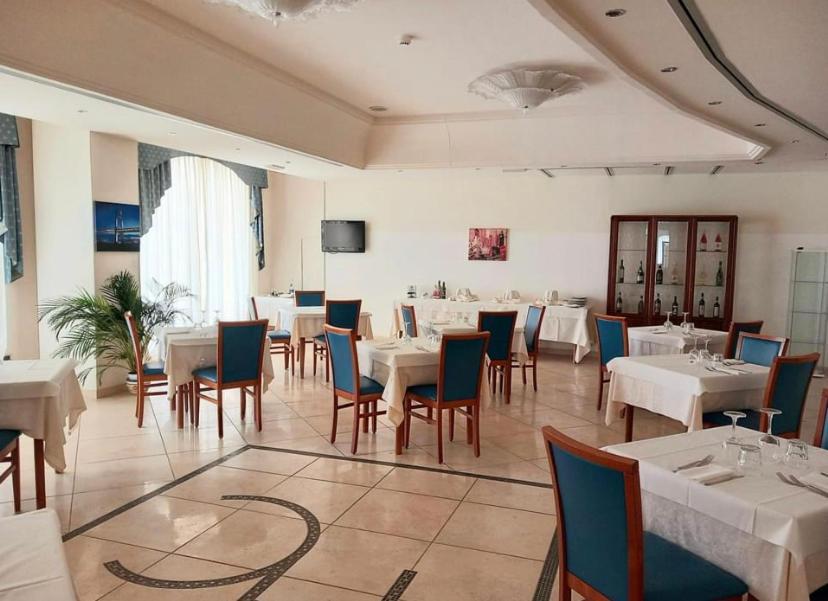 Hotel Concorde Sant'Egidio alla Vibrata ภายนอก รูปภาพ